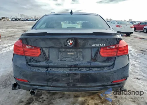 2014 BMW 320 I z USA, uszkodzony, nr VIN WBA3B1C51EK131421